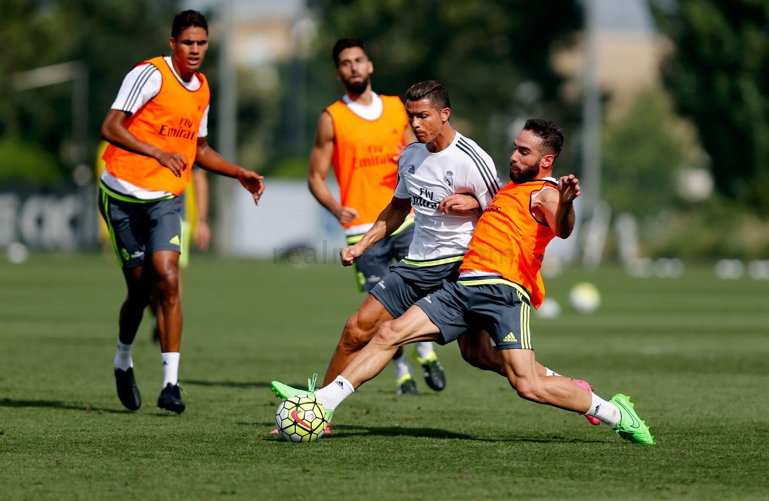 Varane Trains in Next Gen Nike Tiempo Legend 6 Boots Footy Headlines